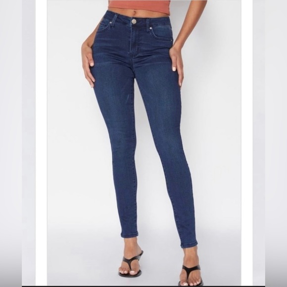 Juniors Size Jeans - Picture 1 of 5